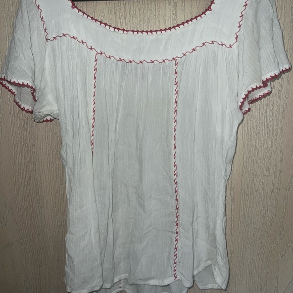 Vintage Embroidered Blouse - Picture 2 of 4